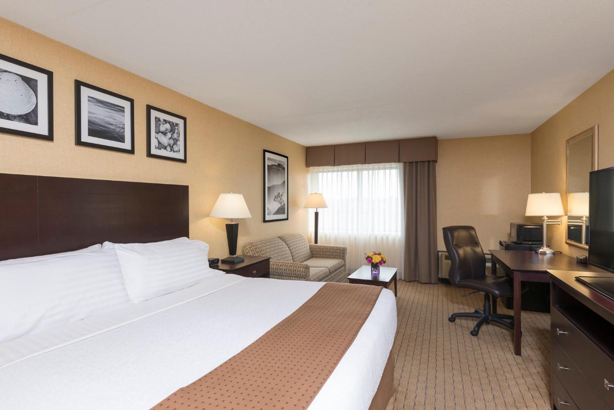 Holiday Inn Cleveland - South Independence By Ihg Екстериор снимка